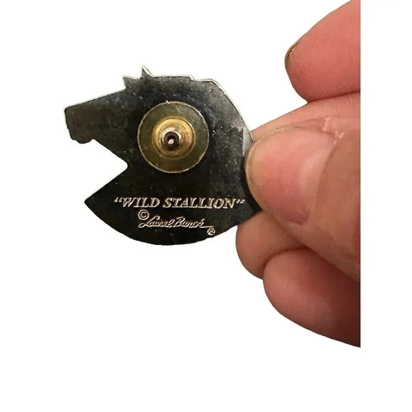 Vintage Laurel Burch Enameled Gold Tone ‘Wild Stallion’ Brooch/Pin Signed - Picture 4 of 4